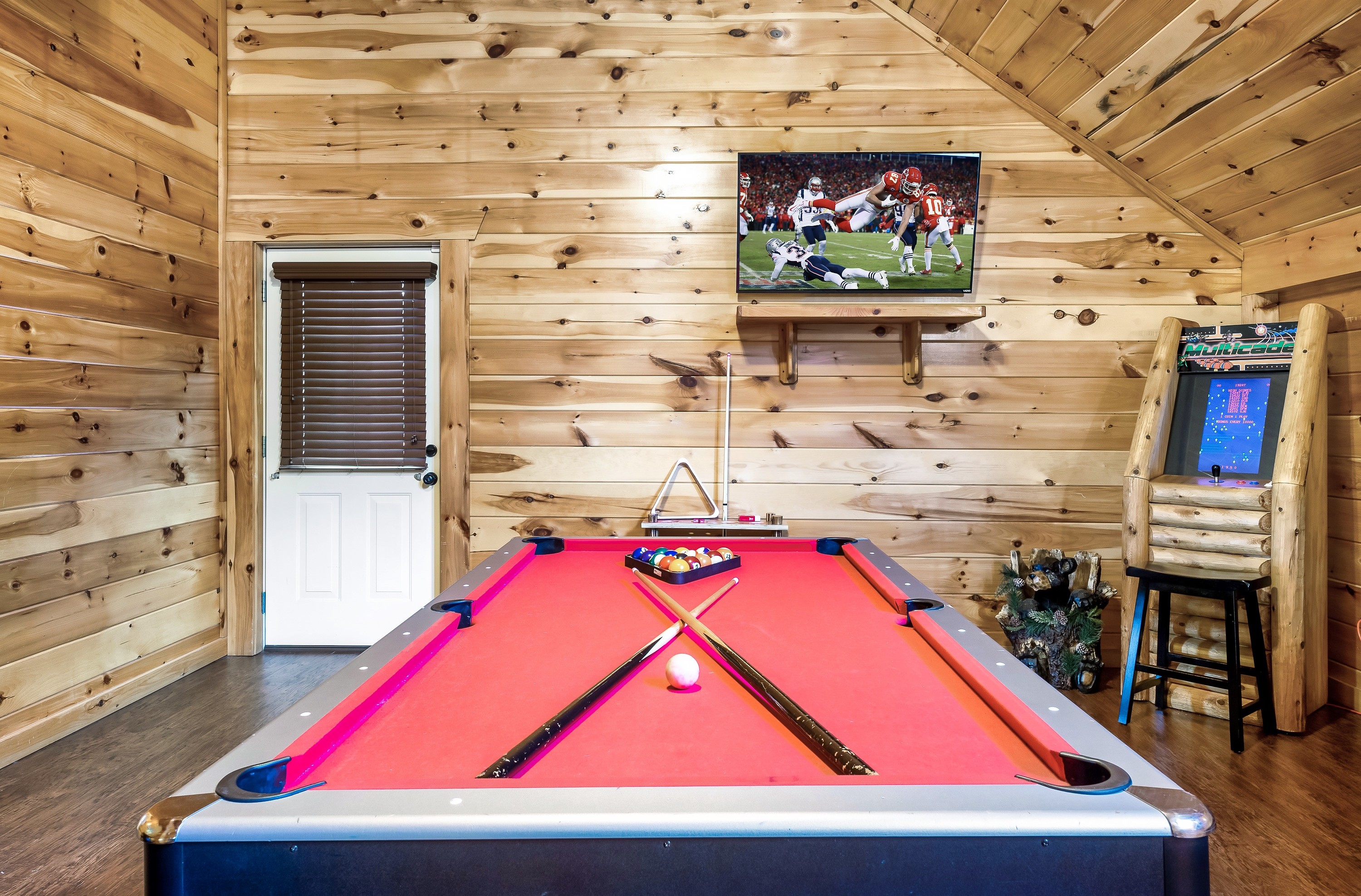 Game room with pool table