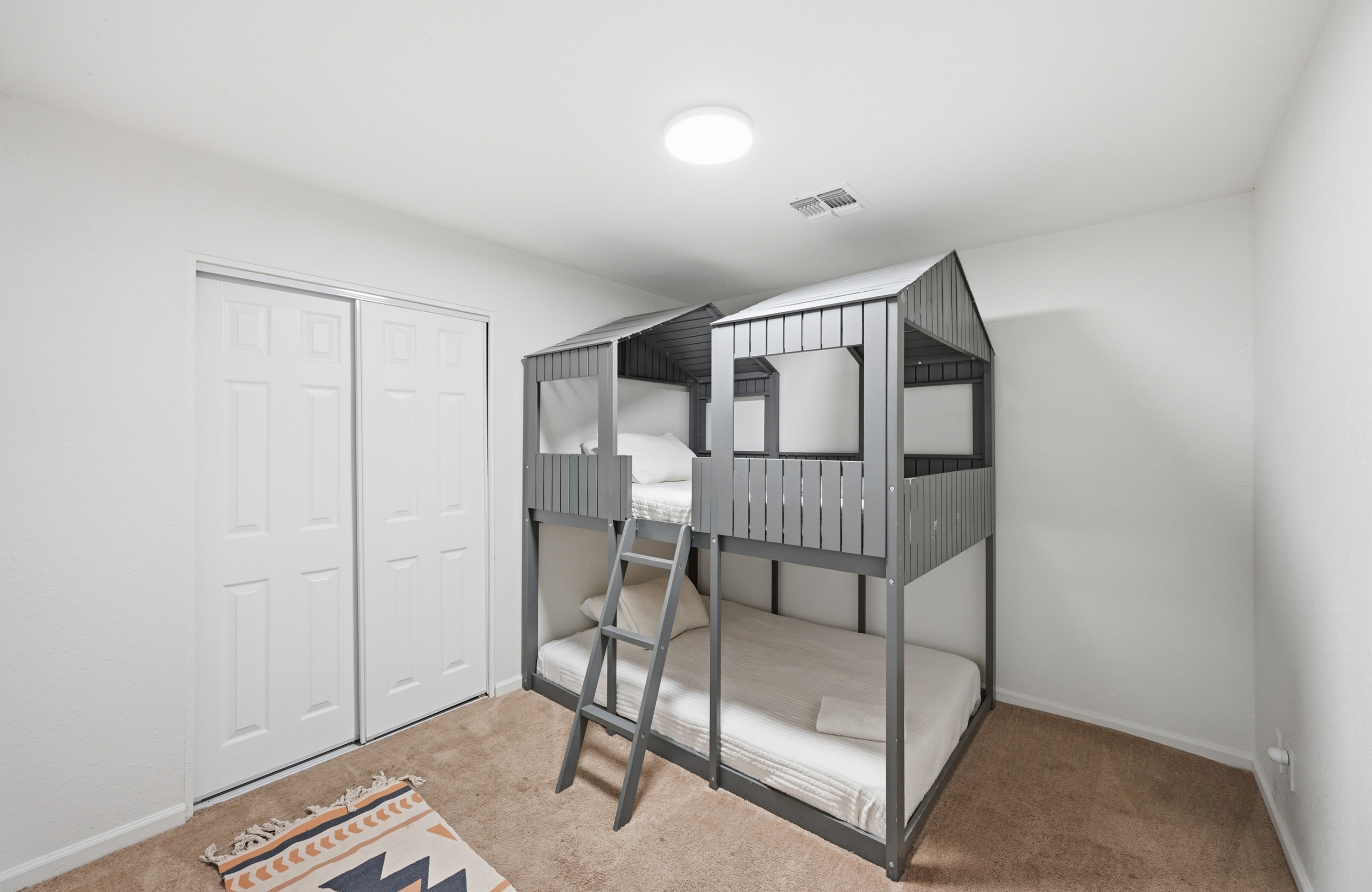 Bunk room with twin beds