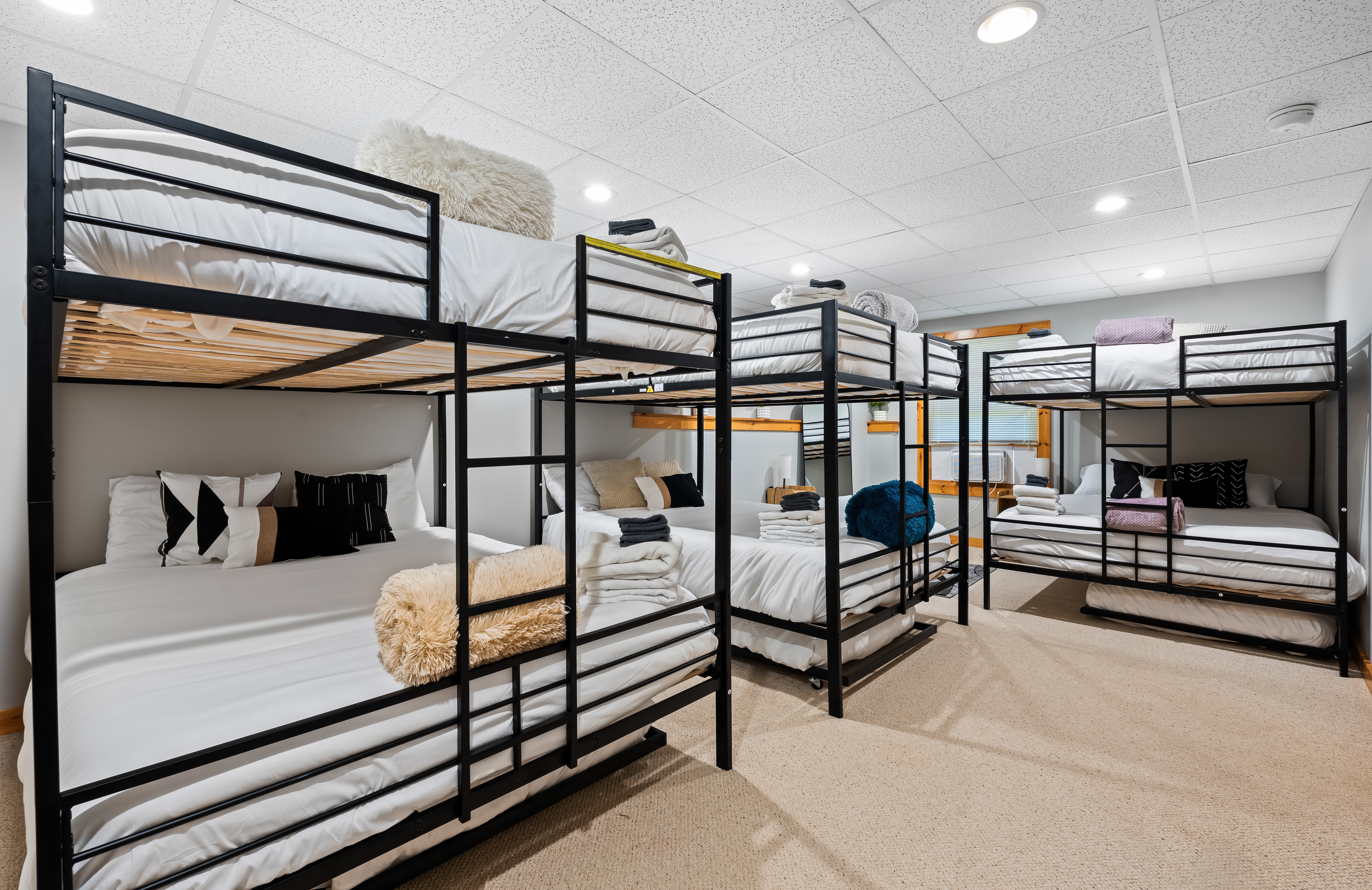 Large Bunk Room